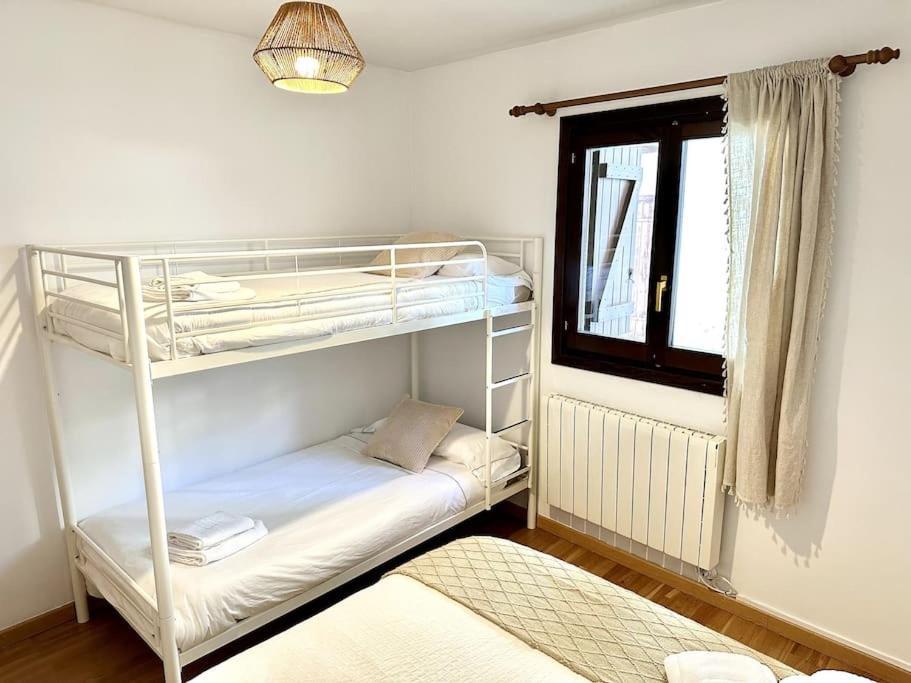 Duplex En Sallent De Gallego Exterior photo